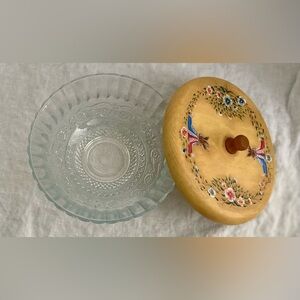 3/75$ Vintage Kig Malaysia Glass Bowl with Hand Painted Wooden‎ Lid